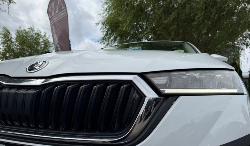 
Skoda Octavia full									