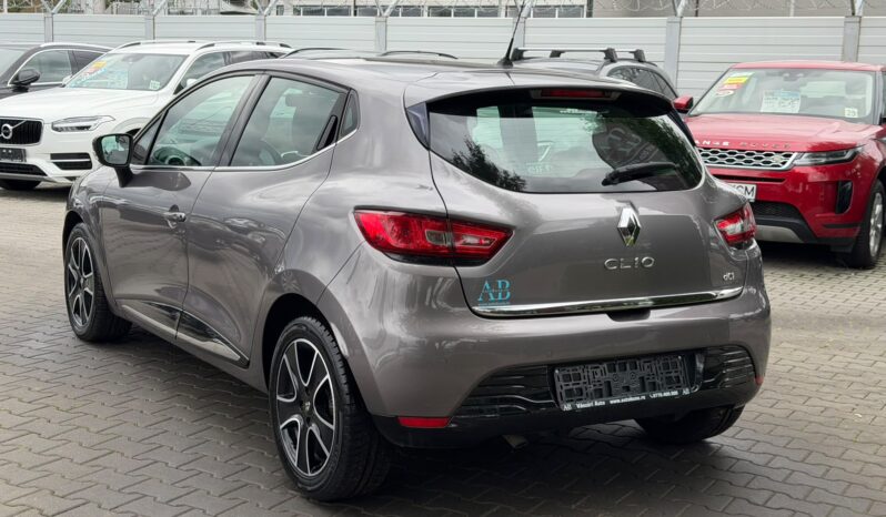 
Renault Clio full									