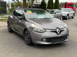 
Renault Clio full									