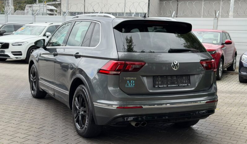 
Volkswagen Tiguan R-LINE full									