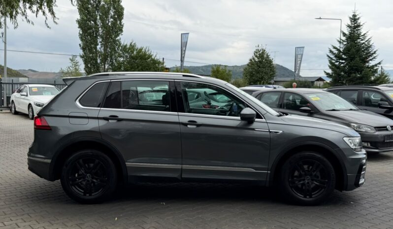 
Volkswagen Tiguan R-LINE full									
