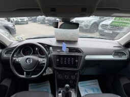 
Volkswagen Tiguan R-LINE full									