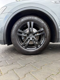 
Volkswagen Tiguan R-LINE full									