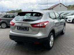 
Nissan Qashqai full									
