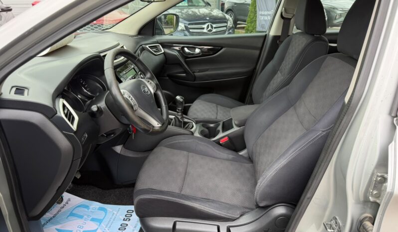 
Nissan Qashqai full									