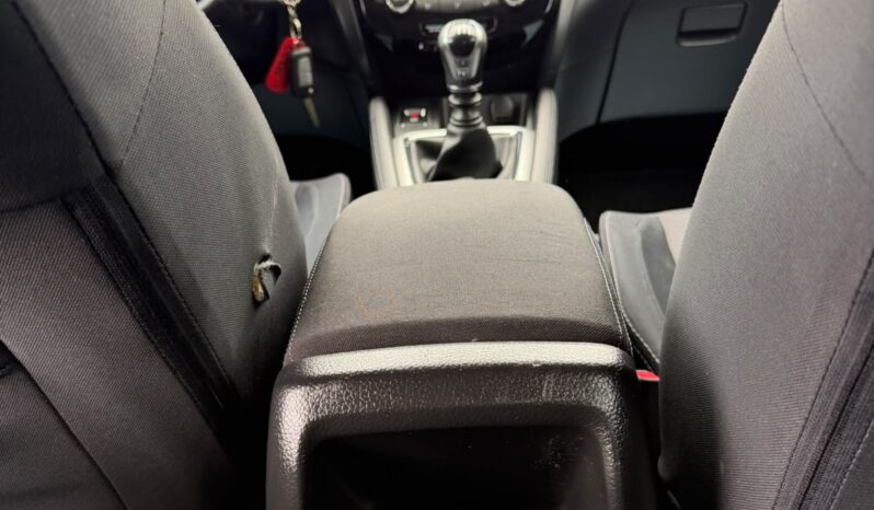 
Nissan Qashqai full									