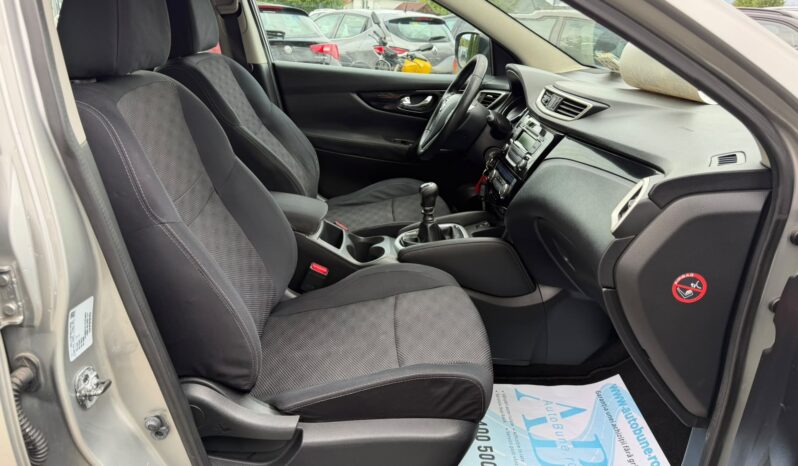 
Nissan Qashqai full									