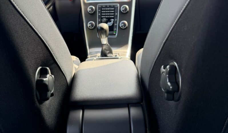 
Volvo XC60 full									