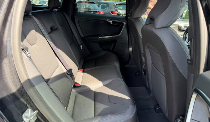 
Volvo XC60 full									