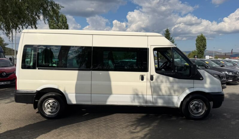 
Ford Transit (8 Locuri) full									