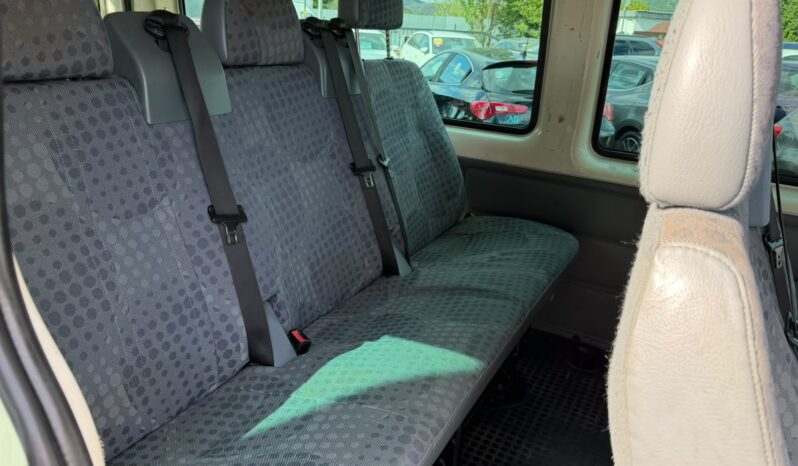 
Ford Transit (8 Locuri) full									