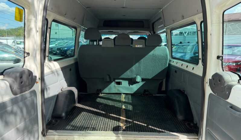 
Ford Transit (8 Locuri) full									