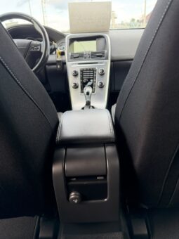 
Volvo XC60 full									