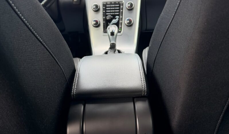 
Volvo XC60 full									
