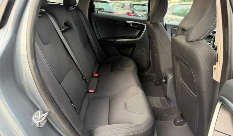 
Volvo XC60 full									
