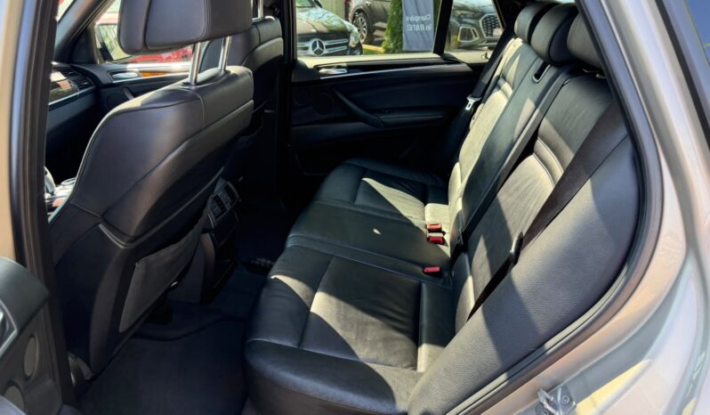 
BMW X5 xDrive full									