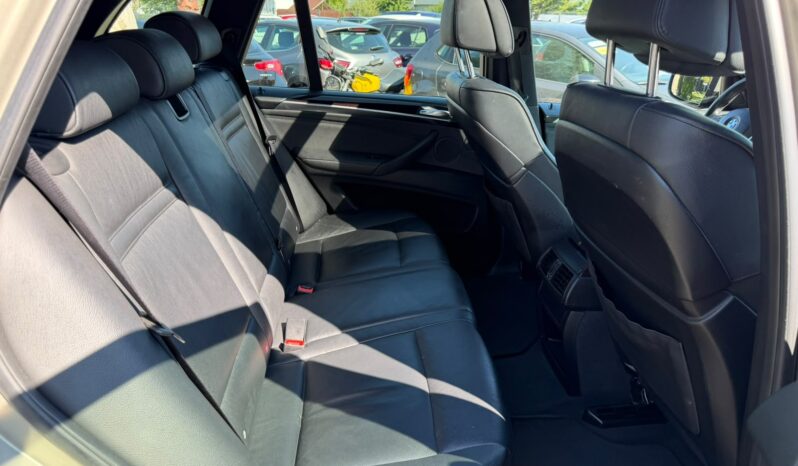 
BMW X5 xDrive full									