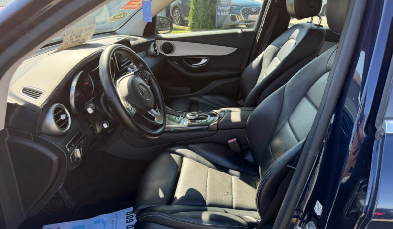 
Mercedes GLC 4MATIC full									