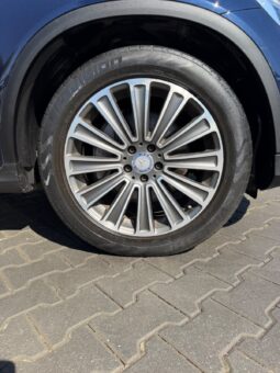 
Mercedes GLC 4MATIC full									