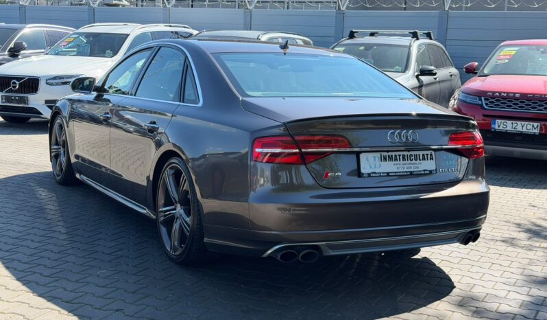 
Audi S8 V8 QUATTRO full									