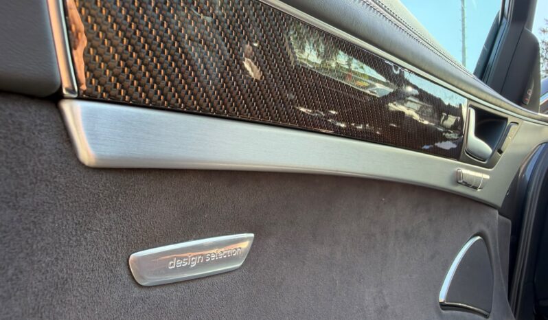 
Audi S8 V8 QUATTRO full									