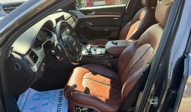 
Audi S8 V8 QUATTRO full									