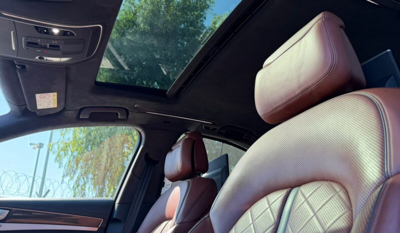 
Audi S8 V8 QUATTRO full									