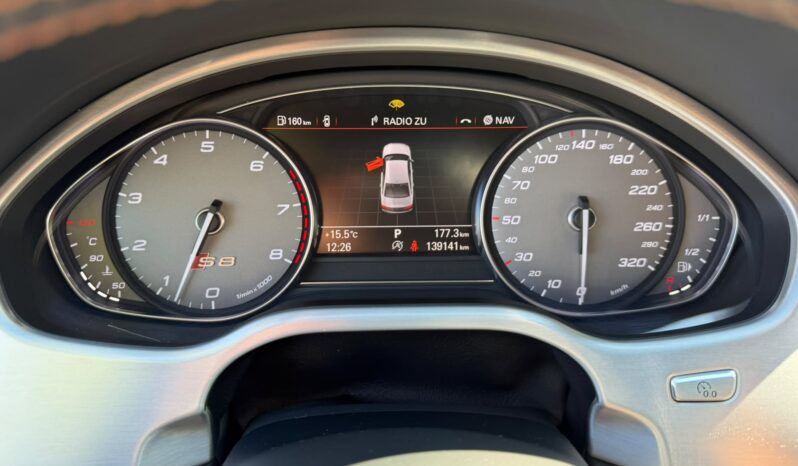 
Audi S8 V8 QUATTRO full									