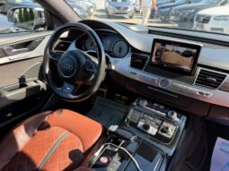 
Audi S8 V8 QUATTRO full									