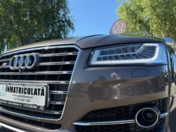
Audi S8 V8 QUATTRO full									