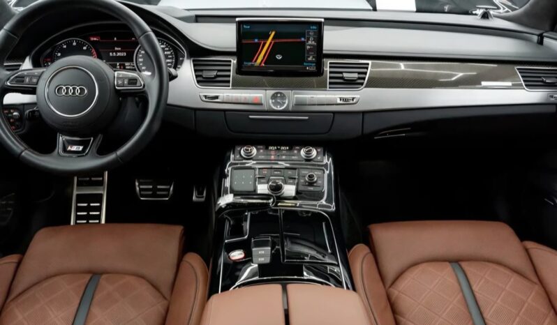 
Audi S8 V8 QUATTRO full									