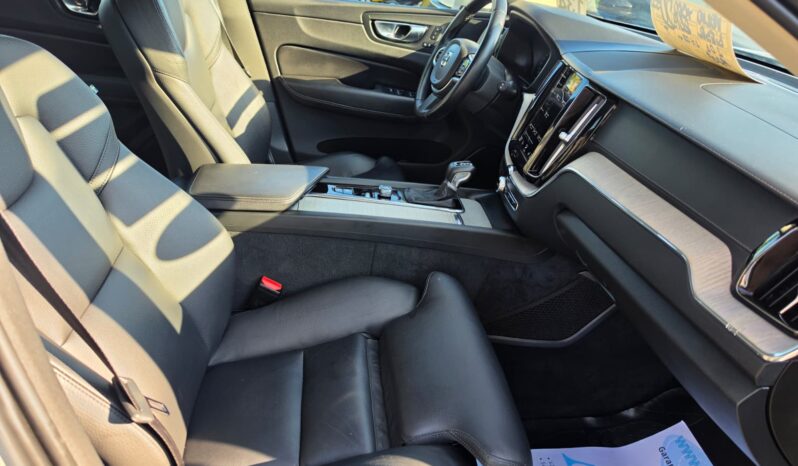 
Volvo XC60 INSCRIPTION AWD full									